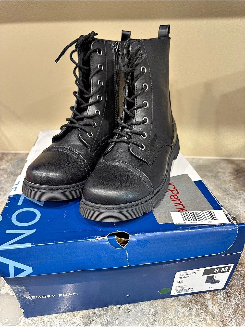 Arizona Jean Co. AZ Queen Combat Boot. Black US 8